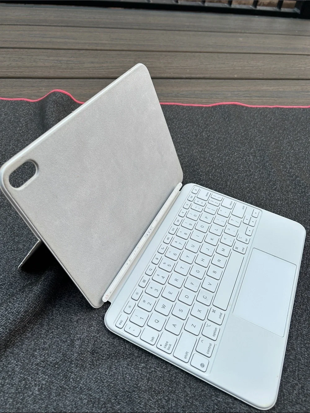 Apple Magic Keyboard Folio A2695 for iPad 10th Gen/A16 White